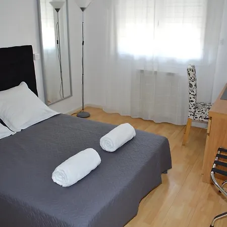 Appart Duplex Laennec Apartamento Nimes