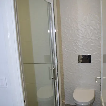 Apartamento Appart Duplex Laennec Nimes